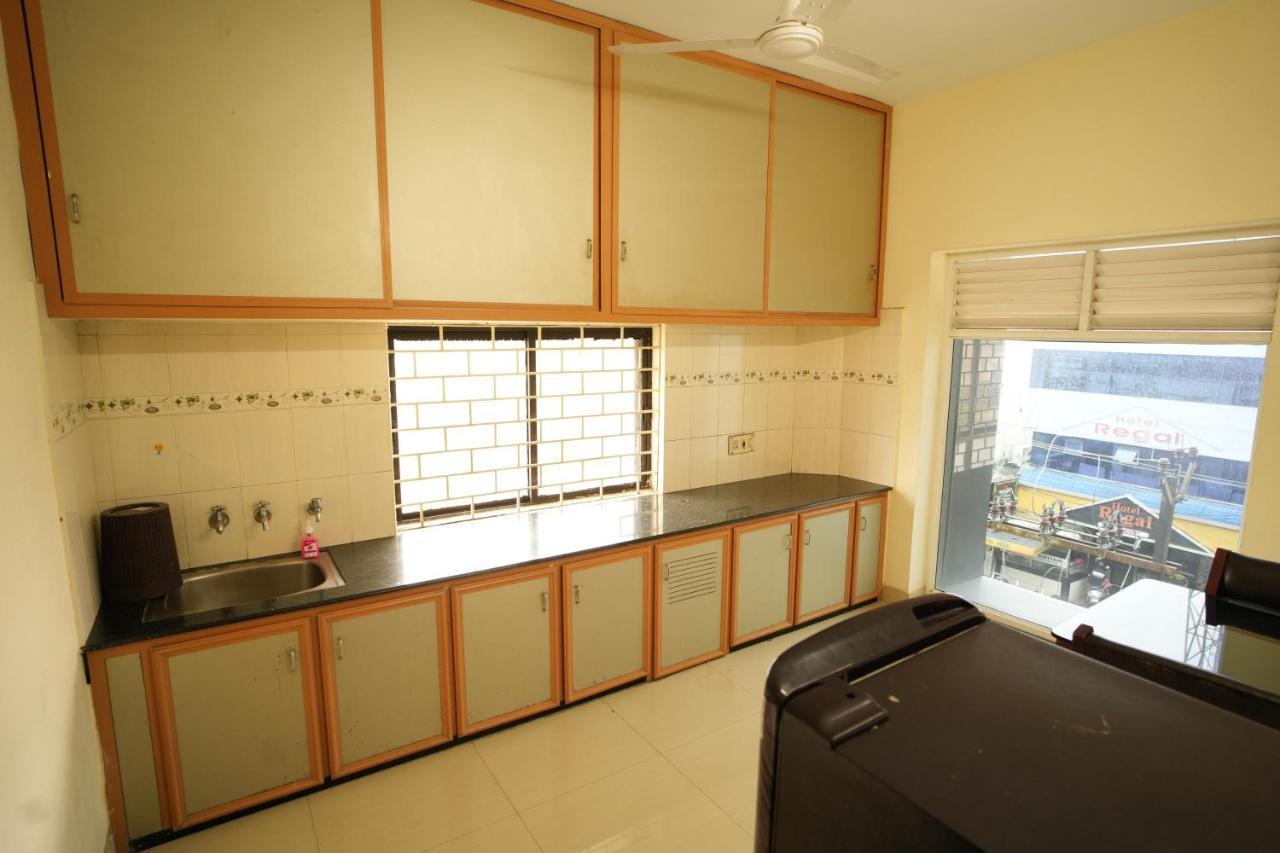 K V Suites Kochi Exterior photo